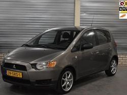 Grijs Gebruikt 2011 Mitsubishi Colt Edition Hatchback | € 5.750 (Eerlijke prijs)