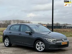 Grijs Gebruikt 2020 VW Golf VIII Edition Hatchback | € 15.950