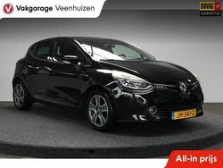 Zwart Gebruikt 2016 Renault Clio IV Night&Day Hatchback | € 8.900 (Eerlijke prijs)