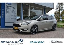 Grijs Gebruikt 2018 Ford Focus ST-Line Stationwagen | € 11.495 (Super prijs)