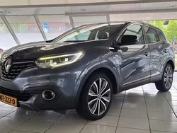 Grijs Gebruikt 2017 Renault Kadjar Bose Edition SUV | € 9.995 (Eerlijke prijs)