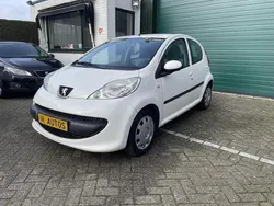 Wit Gebruikt 2008 Peugeot 107 Hatchback | € 2.950 (Eerlijke prijs)