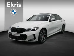 Wit Gebruikt 2025 BMW 330e M Sport Sedan | € 59.900 (Goede deal)