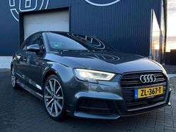 Grijs Gebruikt 2018 Audi A3 S-Line Sedan | € 17.950 (Iets duurder)