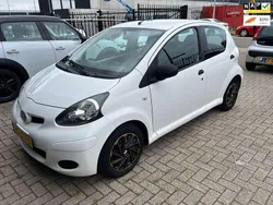 Wit Gebruikt 2011 Toyota Aygo Cool Hatchback | € 2.000 (Goede deal)