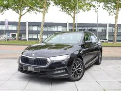 Zwart Gebruikt 2022 Skoda Octavia Stationwagen | € 21.450 (Super prijs)