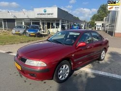 Rood Gebruikt 1999 Mitsubishi Carisma Elegance | € 1.149