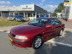Rood Gebruikt 1999 Mitsubishi Carisma Elegance | € 1.299