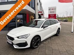 Wit Gebruikt 2022 Cupra Leon VZ Stationwagen | € 24.445 (Super prijs)