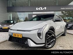 Rood Nieuw 2025 Kia EV4 4 Hatchback | € 49.595 (Iets duurder)