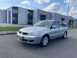 Grijs (metallic) Gebruikt 2006 Mitsubishi Lancer Inform Stationwagen | € 1.250 (Eerlijke prijs)