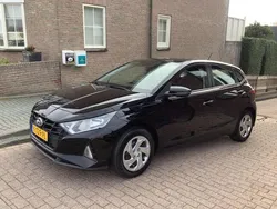 Zwart Gebruikt 2021 Hyundai i20 Hatchback | € 11.750 (Super prijs)
