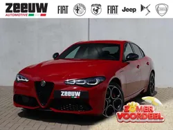 Rood Gebruikt 2023 Alfa Romeo Giulia Competizione Sedan | € 56.900 (Goede deal)