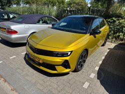 Geel Gebruikt 2022 Opel Astra Ultimate Hatchback | € 25.900 (Eerlijke prijs)