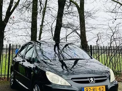 Zwart Gebruikt 2005 Peugeot 307 Premium Hatchback | € 1.850 (Eerlijke prijs)