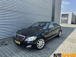 Zwart Gebruikt 2006 Mercedes S320 Sedan | € 6.895