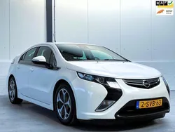 Wit Gebruikt 2013 Opel Ampera Hatchback | € 9.950 (Eerlijke prijs)