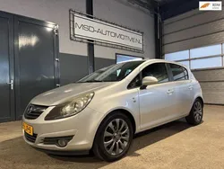 Grijs Gebruikt 2010 Opel Corsa Edition Hatchback | € 3.149 (Eerlijke prijs)