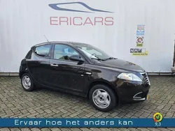 Bruin Gebruikt 2013 Lancia Ypsilon Gold Hatchback | € 6.750 (Eerlijke prijs)