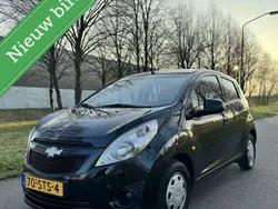 Zwart, metallic lak Gebruikt 2011 Chevrolet Spark Hatchback | € 3.699 (Eerlijke prijs)