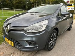 Grijs Gebruikt 2017 Renault Clio GrandTour LIMITED Stationwagen | € 8.950 (Eerlijke prijs)