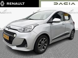 Grijs Gebruikt 2017 Hyundai i10 Hatchback | € 9.950 (Eerlijke prijs)