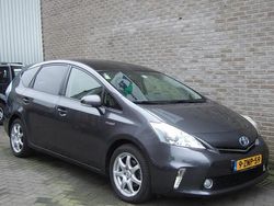 Grijs Gebruikt 2015 Toyota Prius+ Limited MPV | € 16.950 (Eerlijke prijs)