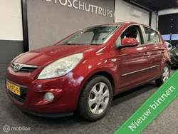 Rood Gebruikt 2009 Hyundai i20 Dynamiq Hatchback | € 4.949 (Eerlijke prijs)