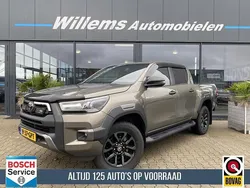 Grijs Gebruikt 2024 Toyota HiLux Pickup | € 49.500 (Eerlijke prijs)
