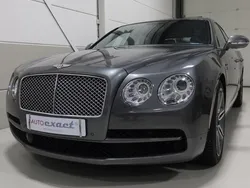 Grijs, metallic lak Gebruikt 2015 Bentley Flying Spur Mulliner Sedan | € 74.950