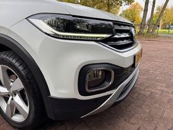 Wit Gebruikt 2019 VW T-Cross Style SUV | € 15.900 (Goede deal)