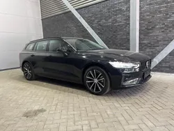 Zwart Gebruikt 2024 Volvo V60 Plus Stationwagen | € 47.700 (Duur)
