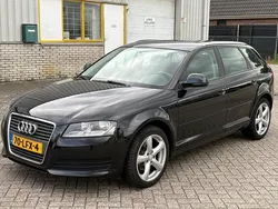 Zwart Gebruikt 2010 Audi A3 Sportback Attraction Hatchback | € 3.995 (Eerlijke prijs)