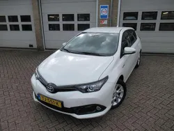 Wit Gebruikt 2018 Toyota Auris Hatchback | € 17.450 (Eerlijke prijs)
