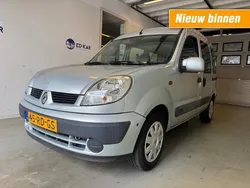 Grijs Gebruikt 2005 Renault Kangoo MPV | € 2.295 (Eerlijke prijs)