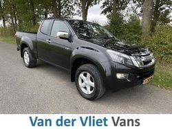 Zwart Gebruikt 2017 Isuzu D-Max Pickup | € 15.950 (Eerlijke prijs)