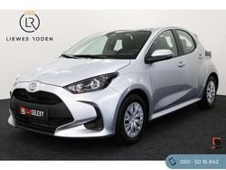 Grijs Gebruikt 2025 Toyota Yaris Hybrid Comfort Hatchback | € 25.950 (Eerlijke prijs)