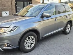 Grijs Gebruikt 2016 Mitsubishi Outlander SUV | € 9.499