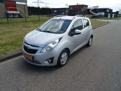 Grijs, metallic lak Gebruikt 2011 Chevrolet Spark LS Hatchback | € 2.495 (Eerlijke prijs)