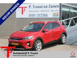 Rood Gebruikt 2017 Kia Stonic SUV | € 12.950 (Eerlijke prijs)