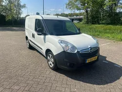 Wit Gebruikt 2016 Opel Combo Edition MPV | € 2.900 (Eerlijke prijs)