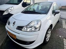 Wit Gebruikt 2011 Renault Modus MPV | € 1.500 (Goede deal)