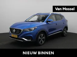Blauw Gebruikt 2021 MG ZS Luxury Sedan | € 16.995 (Eerlijke prijs)