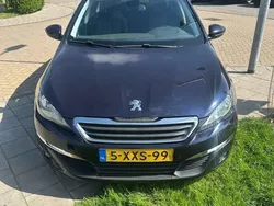 Zwart Gebruikt 2014 Peugeot 308 MPV | € 3.950