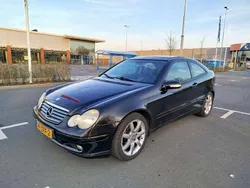 Mercedes C200