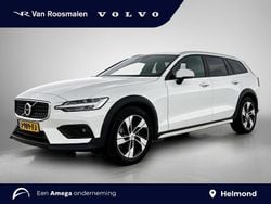 Wit basiskleur Gebruikt 2020 Volvo V60 CC Pro Stationwagen | € 36.950 (Goede deal)