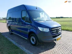 Blauw Gebruikt 2021 Mercedes Sprinter Van | € 16.999