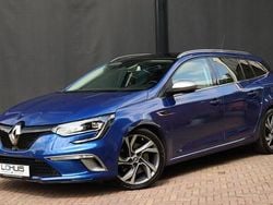 Blauw Gebruikt 2017 Renault Mégane GrandTour GT Stationwagen | € 16.995 (Eerlijke prijs)