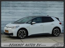 Wit Gebruikt 2020 VW ID.3 Hatchback | € 15.999 (Eerlijke prijs)