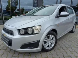 Grijs Gebruikt 2013 Chevrolet Aveo LT Hatchback | € 2.950 (Eerlijke prijs)